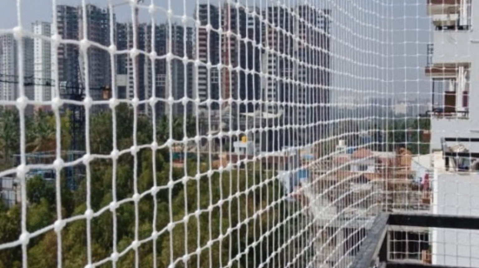 Professional Balcony Safety Net Installation